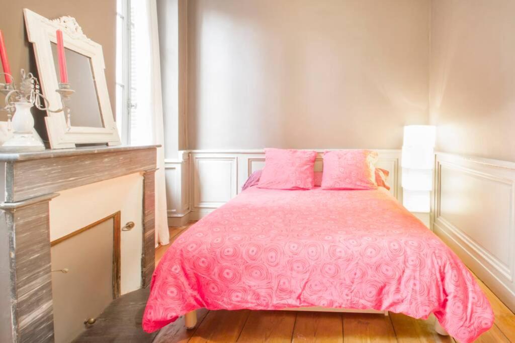 Au Coeur Du Quartier Historique Apartment Bordeaux Ngoại thất bức ảnh