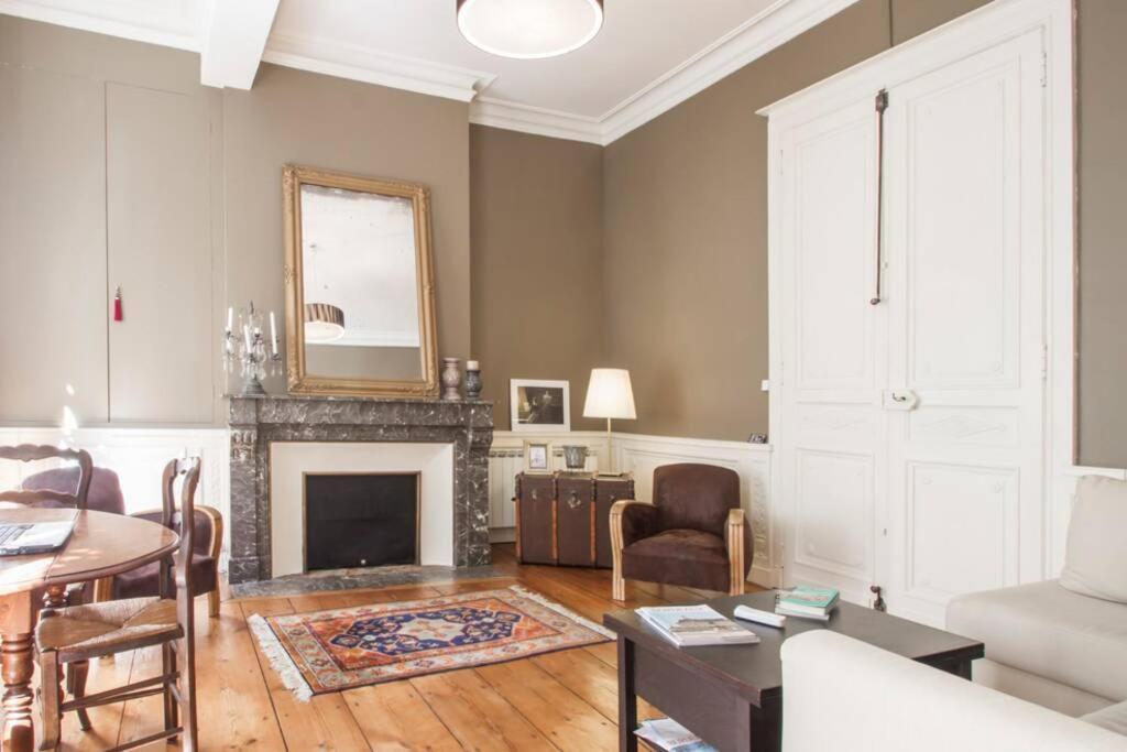 Au Coeur Du Quartier Historique Apartment Bordeaux Ngoại thất bức ảnh